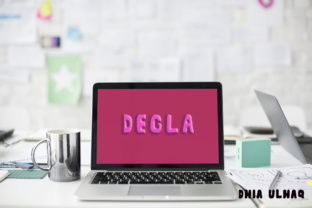 Degla: A Handcrafted Display Font for Bold Branding